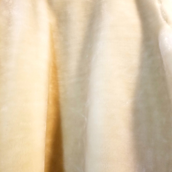 Extra Warm Luxurious Winter Oversized Coat - Picture 7 of 7